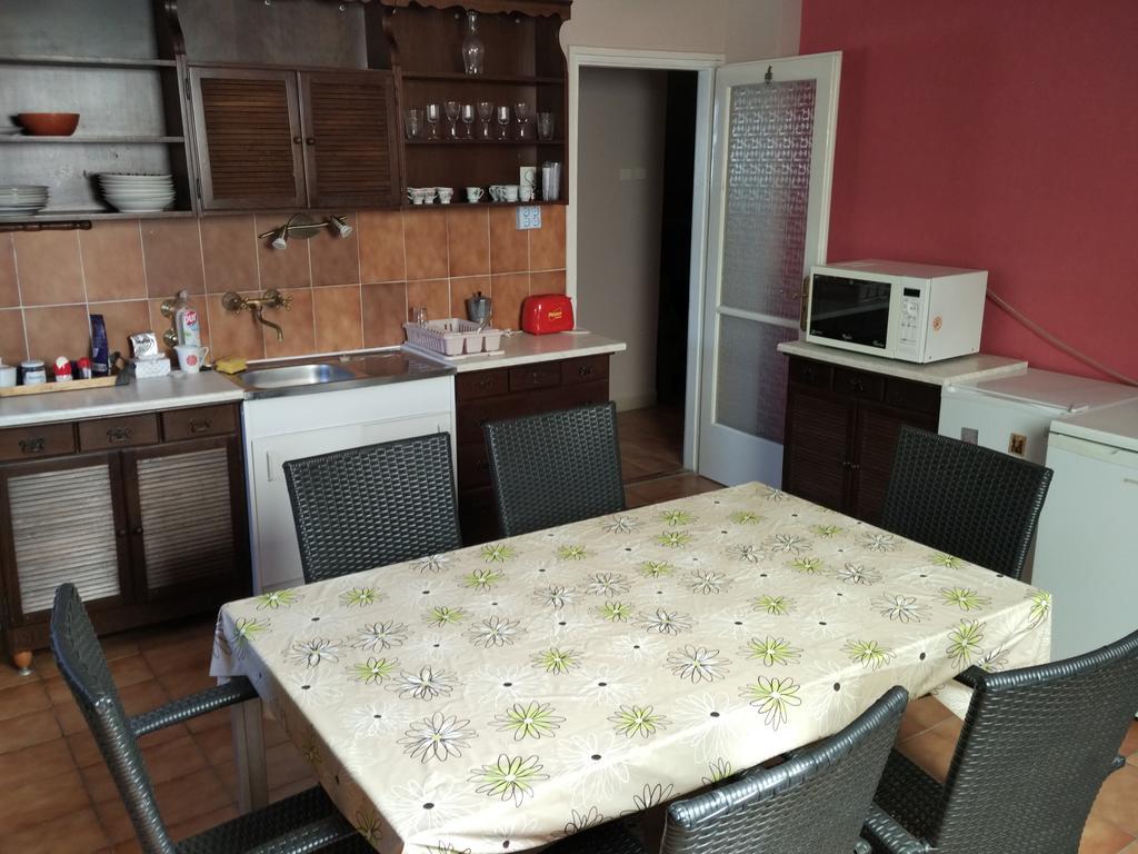 Horvath Apartmanhaz Hotel Kaposvár Buitenkant foto