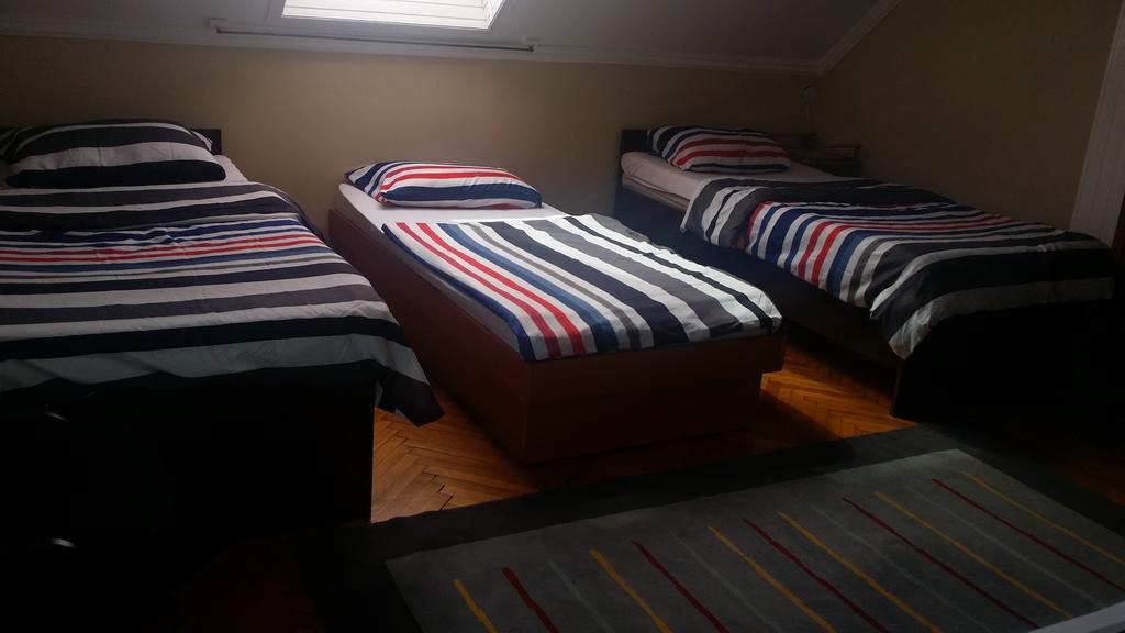 Horvath Apartmanhaz Hotel Kaposvár Buitenkant foto